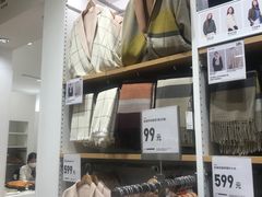 -优衣库(东莞汇一城店)