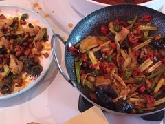 -亚伟瓦罐面美食城(淇县总店)