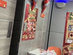 -华莱士·炸鸡汉堡(西中市店)