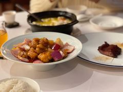 菠萝咕噜肉-正佳广场万豪酒店-粤菜餐厅·点心·海鲜·聚餐