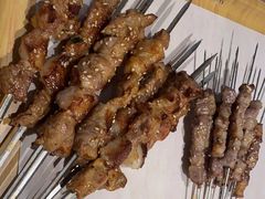 -街角等你.大连海鲜烧烤.经典铁板海鲜串(西安路店)