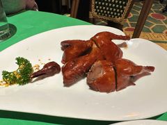 桂花烤乳鸽-誉八仙茶室酒楼(新天地店)