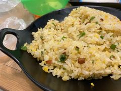 黄金蛋炒饭-老娘舅(杭州良渚永旺梦乐城店)