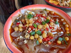 -拐枣巷小串串(财大店)