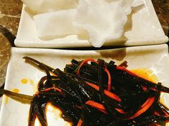 -三人行骨头王火锅(长寿店)