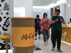 -麦当劳(徐汇漕溪北路百脑汇店)