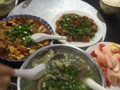 -胡记牛肉汤锅(光辉路总店)