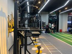 -Freedom Fitness私教健身俱乐部(徐虹北路店)