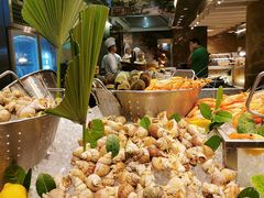 -松山湖凯悦酒店·Café自助餐厅·周末火舞秀表演