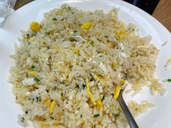 鲜贝鸡蛋炒饭-上关雪東北菜(中房金谊店)