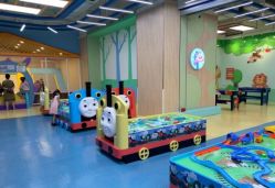 -小Q亲子乐园(童年时光店)