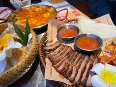 -小小集渔·泰式大排档(太古里香槟店)