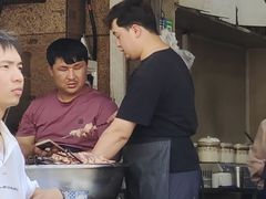 -園丁烤肉缸子肉