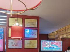 -刘姐啤酒鱼民族演艺餐厅(西街总店)