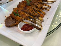 -荣誉海鲜酒楼(海湾店)