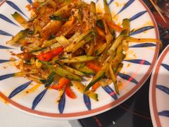 -黄记煌三汁焖锅(新佳丽江汉路店)