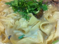 羊肉烩面-萧记三鲜烩面美食城(郑汴路店)