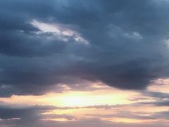 -Sunset Bar(丹绒亚路香格里拉店)