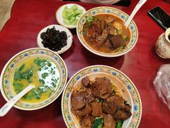 -金杨拉面王小吃面馆·牛三宝面·红烧牛肉粉