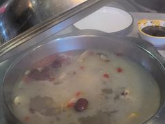-光头药膳鸡(莱茵小镇店)