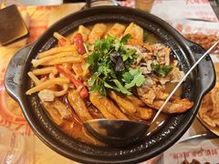 -老表记广西宵夜螺蛳鸭脚煲(东盟店)