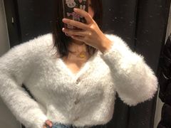 -URBAN REVIVO(上海中庚漫游城店)
