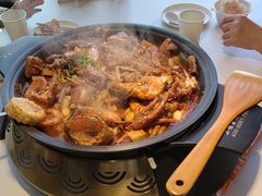 -徐记小怪兽肉蟹煲(中央大街店)