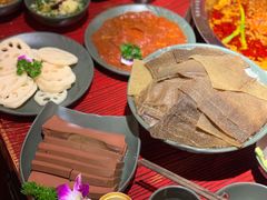 -谭鸭血老火锅(远大购物广场店)