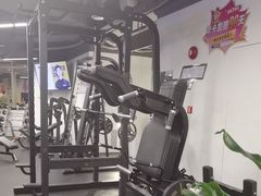 -超鹿运动(达信大厦店)