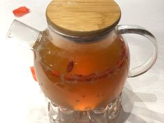 招牌琥珀金絲梨湯-京味斋·北京烤鸭(北京南站洋桥店)
