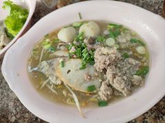 -榮泰米粉湯(Left Shop)