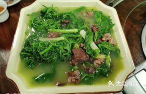 Chicken Offal with Mulberry Leaves
