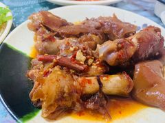 辛辣猪蹄-贤花饭店(凯德店)