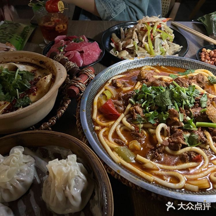 这家店简直是氛围感的神！！放松好去处