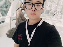 -凤凰中心