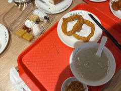 -护国寺小吃店(红莲南路店)