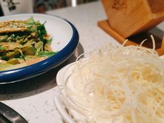 -三人行骨头王火锅(长寿店)