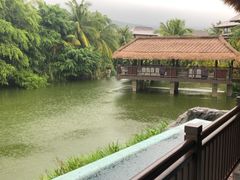 -三亚亚龙湾五号度假别墅酒店