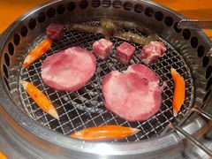 -拾勝牛·江景安格斯烧肉放题(江湾阳光天地店)