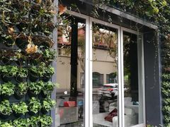-穹六人间 people 6(岳阳路店)