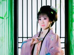 -九月鹰飞汉服摄影工作室