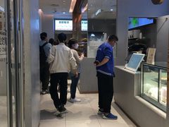 -喜茶(北京华贸购物中心店)
