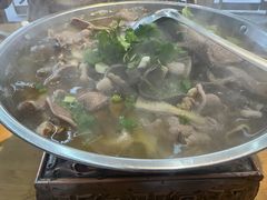 -谢老五跷脚牛肉·非遗传承店