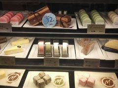 面包甜点陈列柜-麦当劳(金平路站店)