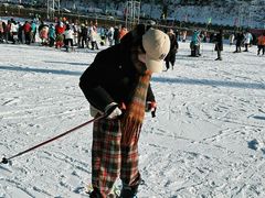 -采薇庄园四季滑雪场