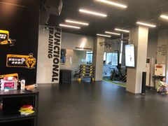 -汗水空间私教健身连锁(SM广场店)