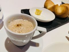 卡布奇诺蘑菇汤-AZUR聚(香格里拉饭店)