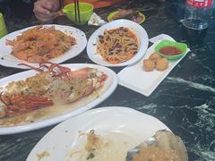 -小海豚•老字号海鲜餐厅(天涯店)