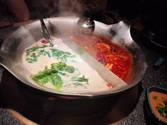 -湊湊火锅·茶憩(郑州绿地新都会店)