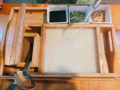 -胡同小馆(新威路店)